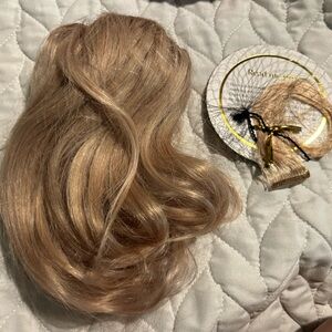 New Open Box Luxy Hair Sandy Blonde Clip-In Bun